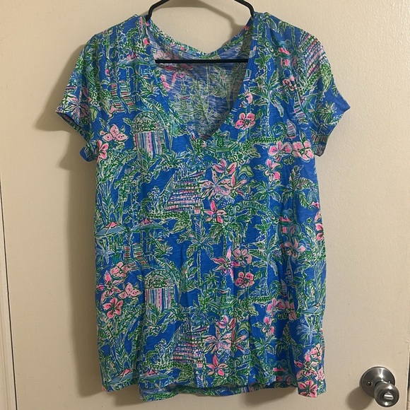 NWOT Lilly Pulitzer V-Neck Etta Top Medium - Picture 2 of 5